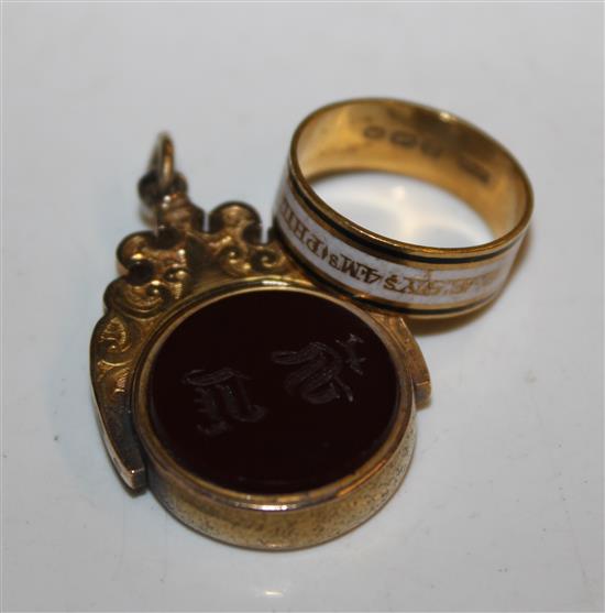 George III 18ct gold mourning ring and a 15ct gold spinning fob